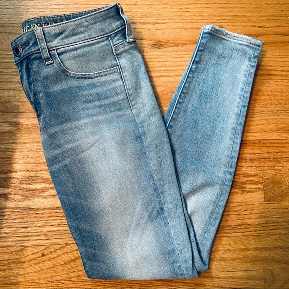 ⭐️Like New⭐️ American Eagle Low Rise Jegging - Picture 14 of 14